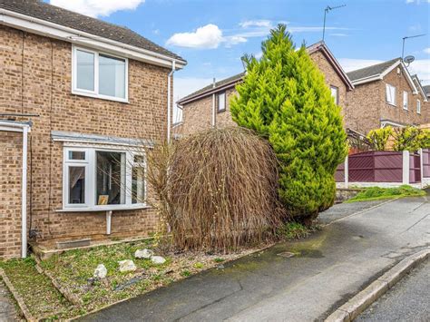 2 Bed End Terrace House For Sale In Edendale Castleford Wf10 £150 000