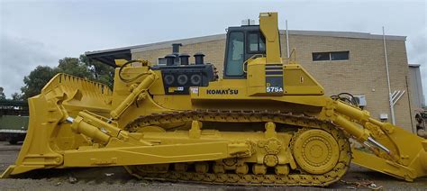 WORLD'S TOP 10 BULLDOZERS - KOMATSU D575A!!