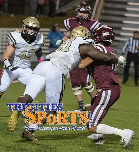 PHOTO GALLERY: David Crockett vs Tennessee High, Football