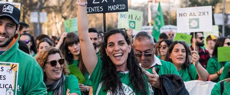 Médicos y profesores unen fuerzas contra Ayuso y van juntos a la huelga