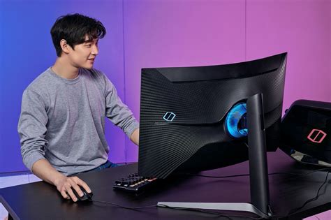Монитор samsung odyssey g7 обзор