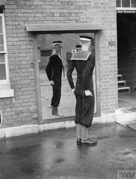 ROYAL NAVY RECRUITS AT HMS ST VINCENT THE TRAINING ESTABLISHMENT IN