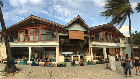 Best Boracay Nightlife Bars And Clubs White Beach Happy Hour Parties