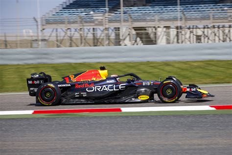 Tests F1 Bahreïn Jour 1 Verstappen aux commandes à la mi journée