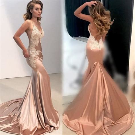 Robe de soirée en Satin style sirène dos nu col en V bretelles