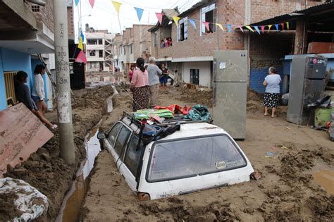 Trujillo Cerca De 300 Viviendas Sepultadas Bajo El Lodo Tras Lluvias