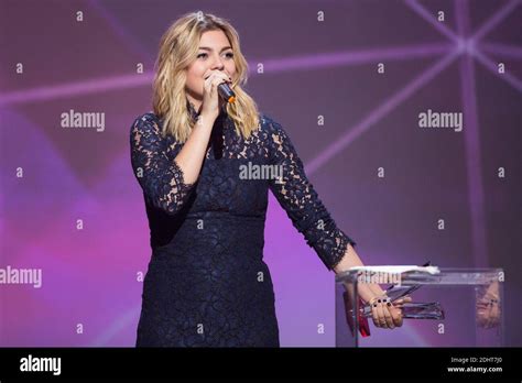 LOUANE MEILLEUR ALBUM REVELATION 31EME VICTOIRES DE LA MUSIQUE AU