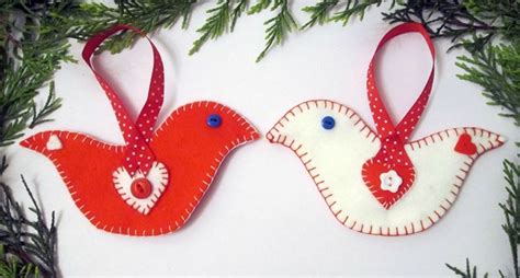 Tutorial Felt Bird Christmas Ornament Sewing