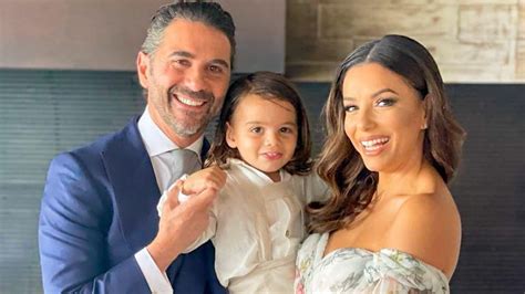 Hijo De Eva Longoria Se Hace Viral Por Declararse Orgullosamente