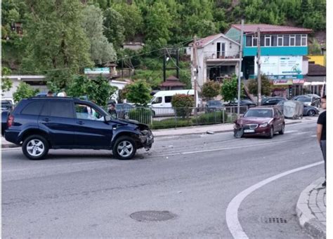 Aksident N Aksin Levan Tepelen Makina Humb Kontrollin Plagosen