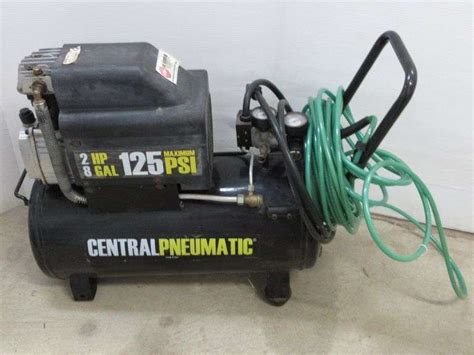 Central Pneumatic 2 Hp 8 Gallon 125 Psi Air Compressor Works Great Albrecht Auction Service