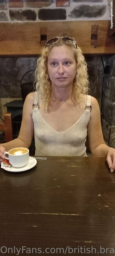 British Braless Hotwifex Nude Onlyfans Leaks The Fappening Photo