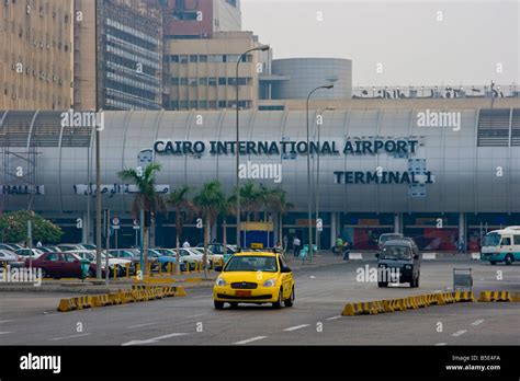 Aeropuerto Internacional Del Cairo Fotograf As E Im Genes De Alta