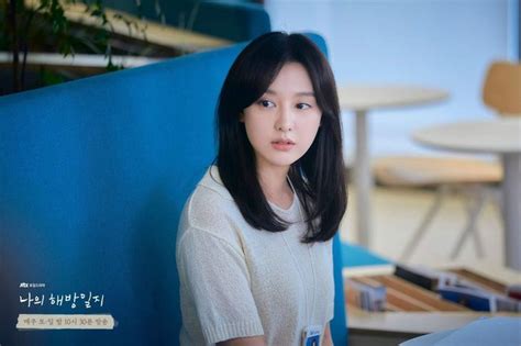 5 Karakter Perempuan Di Drama Korea Populer Yang Diperankan Kim Ji Won