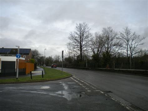 Hawkesden Road St Neots Richard Vince Cc By Sa Geograph