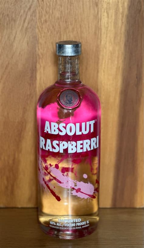 Absolut Vodka Raspberry 40 1l Food And Drinks Alcoholic Beverages On