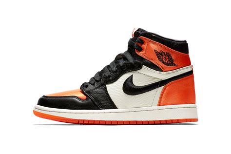 Air Jordan 1 Retro High OG Satin Shattered Backboard Outpump