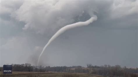 Stunning Iowa Tornado Tears Through Central Part Of State Fox News Video