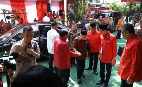 Wapres Ma Ruf Amin Hadiri Hut Ke Pdip Jokowi Absen Okezone Nasional