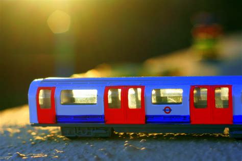 London Underground Tube Train Die Cast Toy Model | ubicaciondepersonas ...