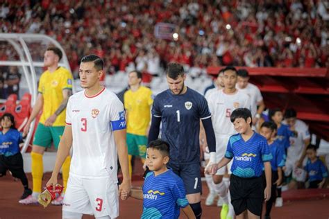 Manajer Timnas Indonesia Beri Empat Jempol Untuk Jay Idzes Top Leader