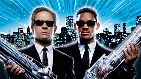 Retro Men In Black Remains The Ultimate Campy Sci Fi Summer Flick