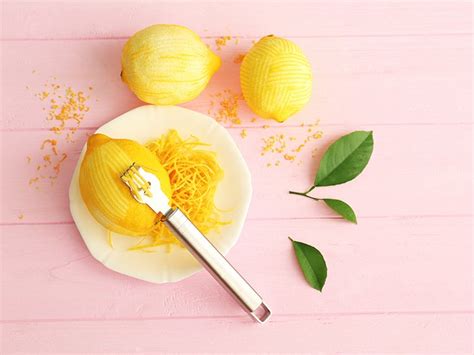 9 Benefits And Uses Of Lemon Peel