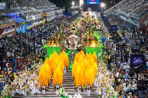 Carnaval brasileiro a nação explode