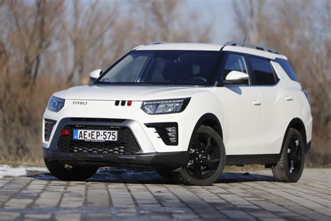 Vegyesfelvágott Koreából SsangYong Tivoli Grand teszt Vezess