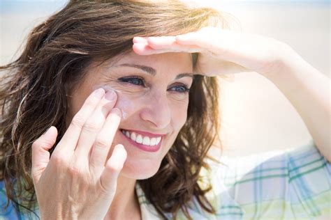 Comment préparer sa peau au soleil Masque Visage Maison