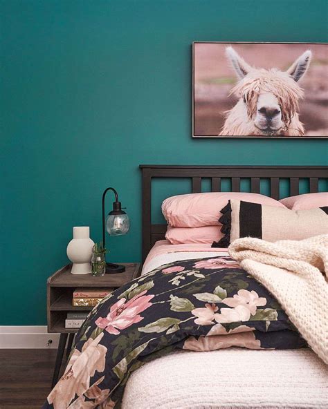 32 Bold And Beautiful Teal Bedroom Ideas