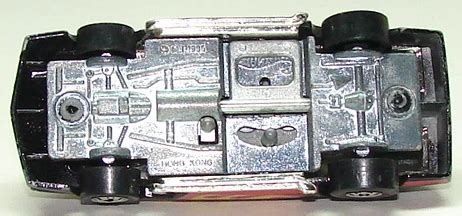 T Hunted Hot Wheels Flip Outs