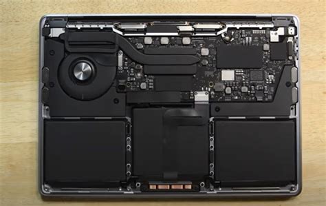 苹果 M1 芯片 Macbook Pro 拆机：内部设计与上代基本相同财经头条