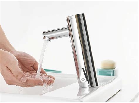 Luxury Bathroom Faucet Water Saving Taps Chrome Touchless Hot And Cold Mixer Tap Fully Automatic