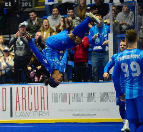 UCFC Moves to 3-0 at Home