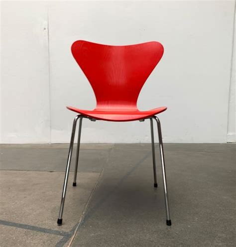 Modell St Hle Von Arne Jacobsen F R Fritz Hansen D Nemark