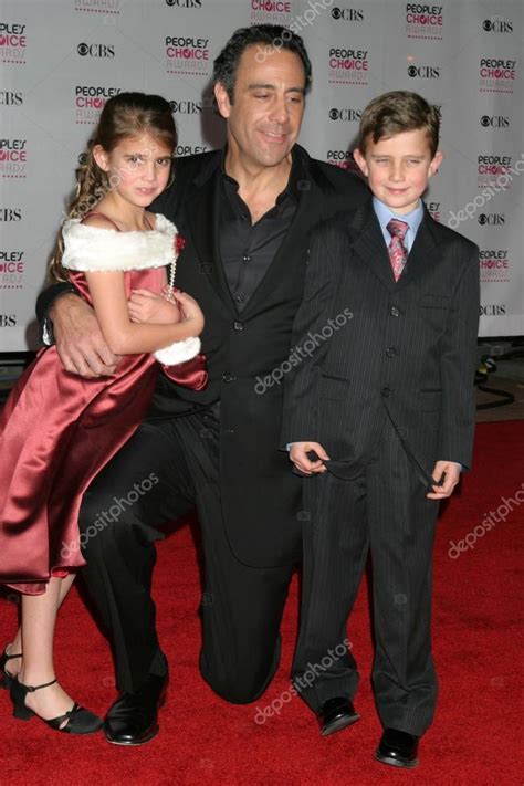 Brad Garrett And His Kids Stock Editorial Photo © Jeannelson 12977422