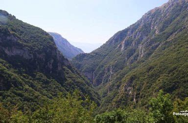 Escursioni In Abruzzo I Sentieri Da Non Perdere Passaggi Lenti