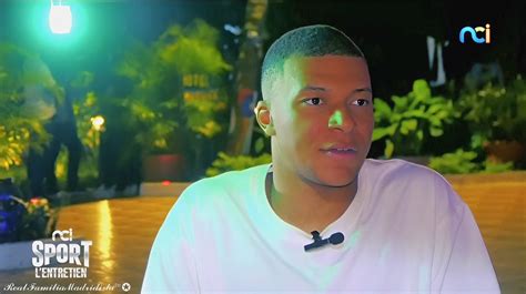 Hombre Revenido on Twitter Mbappé en la TV de Costa de Marfil Al