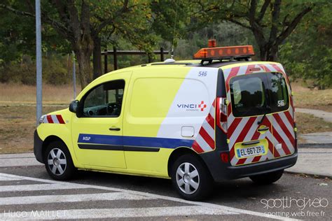 Vinci Autoroutes Renault Kangoo A Photo On Flickriver