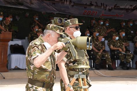 Le G N Ral D Arm E Chanegriha Supervise In Amenas Un Exercice