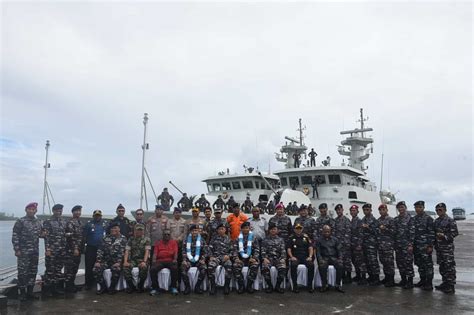 Galeri Foto Kri Kapak Dan Kri Panah Perkuat Koarmada Iii