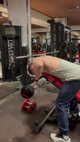 Incline Rear Delt Row Ez Bar YouTube