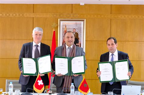 Cérémonie de signature dun accord de coopération Programme Maroc