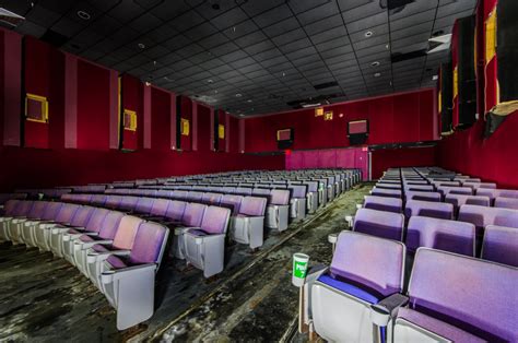 joplin movie theater closing - Ciera Howerton