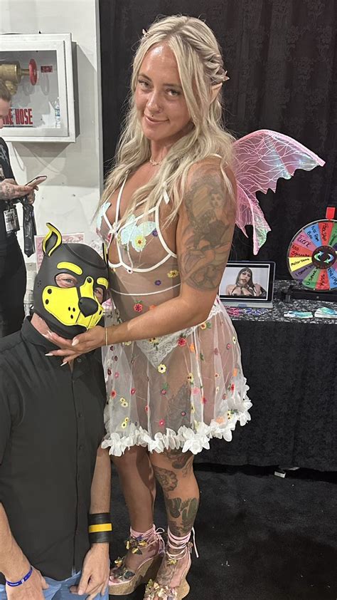 Alexxx Booexxxotica Miami On Twitter Rt Badpupash A Beautiful