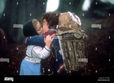 Willow 1988 warwick davis hi-res stock photography and images - Alamy