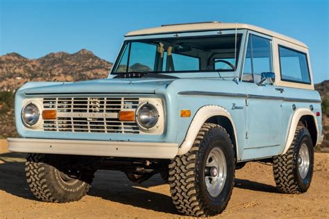 1975 Ford Bronco Catalog And Classic Car Guide Ratings And Features