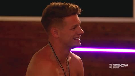 AusCAPS Callum Hole Nude In Love Island Australia