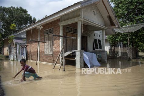 Banjir 1 5 Meter Rendam Aceh Tamiang Republika Online